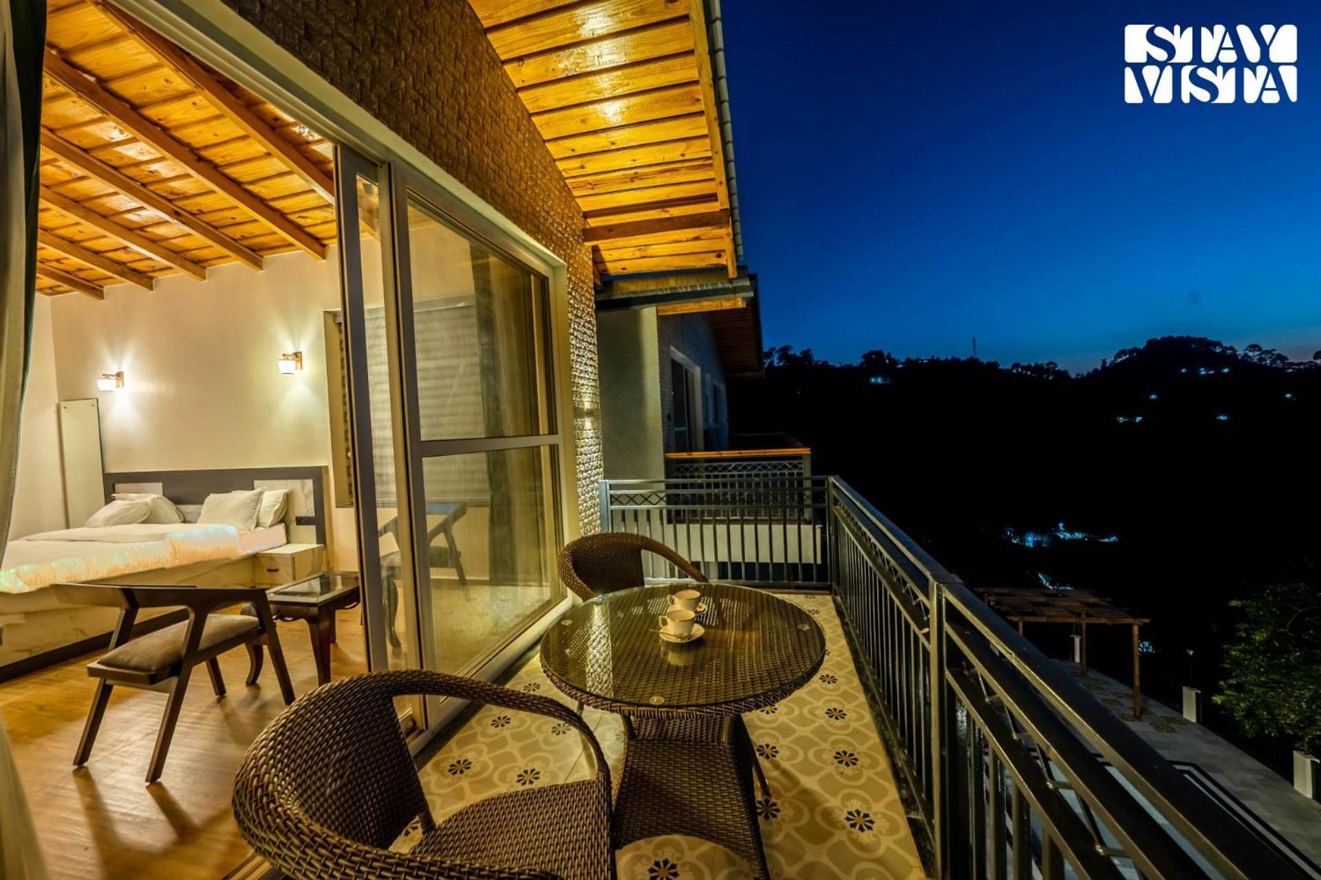 Stayvista At Sunset Springs With Pool & Views Nainital Buitenkant foto